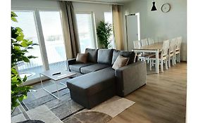 Kotimaailma Apartments Hoitajanrinne I
